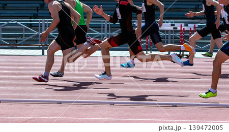 Runners athletes running sprint race Runners athletes running sprint race 139472005