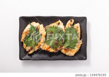 鶏ささみ しそチーズ焼き 鶏ささみ しそチーズ焼き 139476195