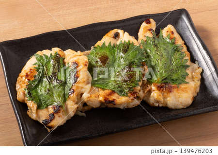 鶏ささみ しそチーズ焼き 鶏ささみ しそチーズ焼き 139476203