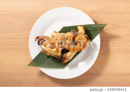 ［国産　豚肉］焼き豚足 139476412