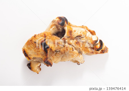 ［国産　豚肉］焼き豚足 139476414