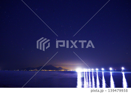 長部田海床路と星空 139479938