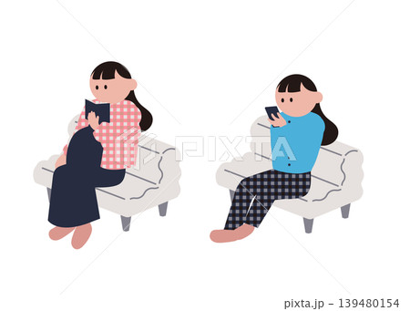 ソファに座る女性と妊婦のイラストのセット 139480154