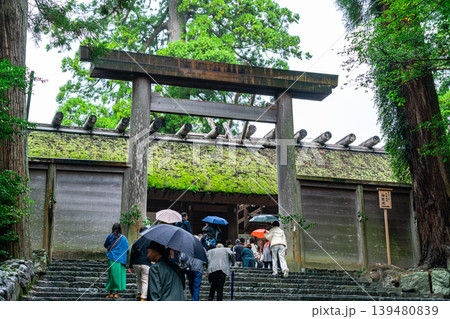 【三重県】神聖な雰囲気が漂う伊勢神宮の内宮にある正宮 139480839