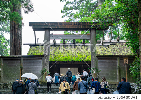 【三重県】神聖な雰囲気が漂う伊勢神宮の内宮にある正宮 【三重県】神聖な雰囲気が漂う伊勢神宮の内宮にある正宮 139480841