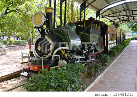 ダージリンヒマラヤ鉄道の蒸気機関車（国立鉄道博物館） 139481213