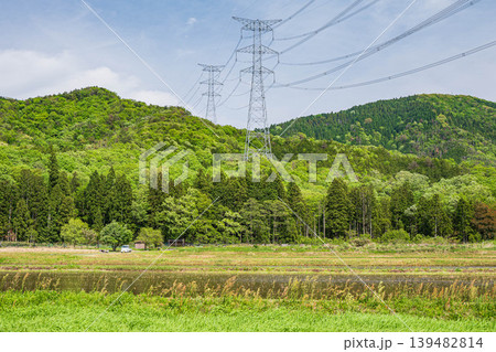 奥琵琶湖の田園風景　滋賀県長浜市西浅井町 139482814