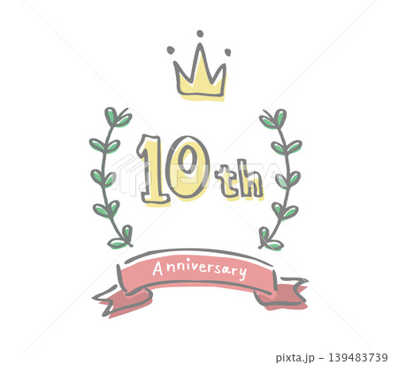 手描きの月桂冠と王冠とリボン 10周年装飾フレーム 手描きの月桂冠と王冠とリボン 10周年装飾フレーム 139483739