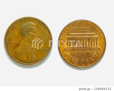 1 American cent coin on a white background. Obverse and Reverse of a 1970 US Lincoln One Cent Coin Penny. Old Bronze money. Lincoln Memorial 1 American cent coin on a white background. Obverse and Reverse of a 1970 US Lincoln One Cent Coin Penny. Old Bronze money. Lincoln Memorial 139484153