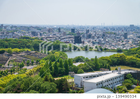 名古屋の街並み、平和公園アクアタワーからの眺め〈愛知県名古屋市〉 名古屋の街並み、平和公園アクアタワーからの眺め〈愛知県名古屋市〉 139490334