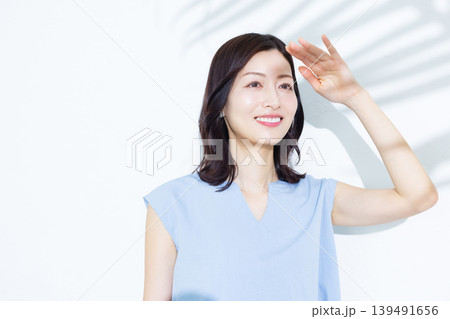 ミドル女性　　  139491656