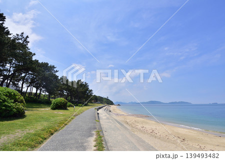 福岡市東区 志賀島の海岸風景 休暇村前の海岸 下馬ヶ浜海水浴場 福岡市東区 志賀島の海岸風景 休暇村前の海岸 下馬ヶ浜海水浴場 139493482