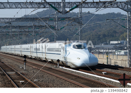山陽新幹線 新山口駅にて 山陽新幹線 新山口駅にて 139498842