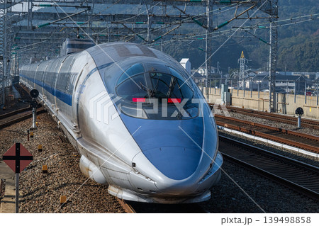 山陽新幹線 新山口駅にて 山陽新幹線 新山口駅にて 139498858