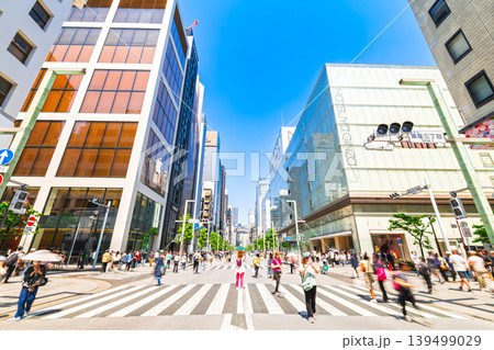 GWの銀座　歩行者天国　※一部ソフトフォーカス 139499029