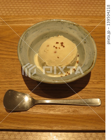 アイスクリーム アイスクリーム 139504218