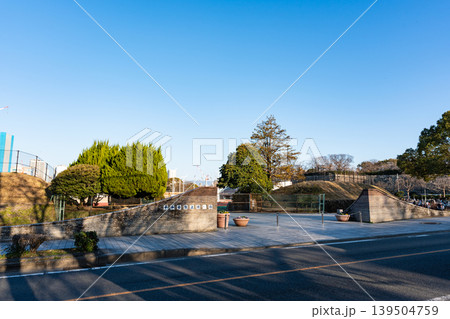 福岡市営平和台陸上競技場の入口　福岡県福岡市中央区 139504759