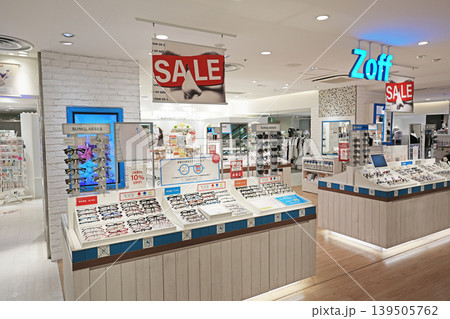 Zoff 福岡パルコ店 福岡県福岡市中央区 Zoff 福岡パルコ店 福岡県福岡市中央区 139505762