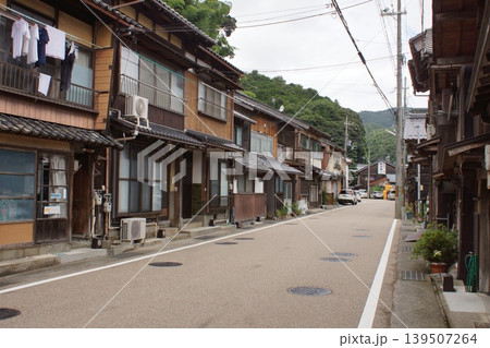 丹後半島の風景 伊根町の町並み 丹後半島の風景 伊根町の町並み 139507264