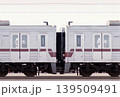東武鉄道　30000系、走行中の電車の連結部 139509491