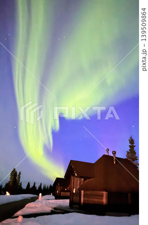 Magical Northern Lights in Finnish Lapland Winter Night Magical Northern Lights in Finnish Lapland Winter Night 139509864