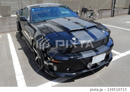 アメリカ製のスポーツカー　イメージ 139510715