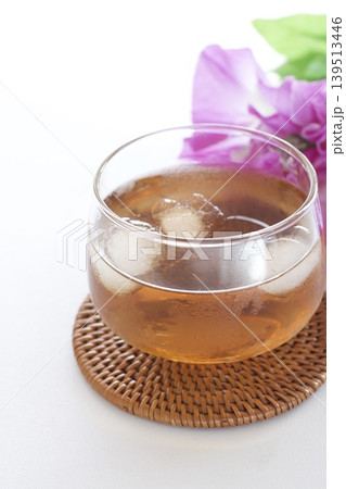 冷たい麦茶 冷たい麦茶 139513446