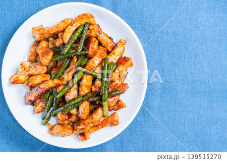 豚ロースとにんにくの芽の炒め物 スタミナ満点の肉野菜炒め 139515270