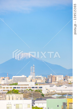 鎌倉市内から見える富士山 139515393