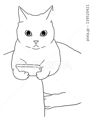 スマホを操作する猫のイラスト(線画) スマホを操作する猫のイラスト(線画) 139520421