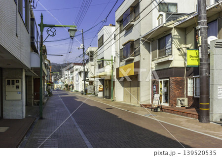 笠岡駅前 中央商店街 かぶに通り 岡山県笠岡市 笠岡駅前 中央商店街 かぶに通り 岡山県笠岡市 139520535