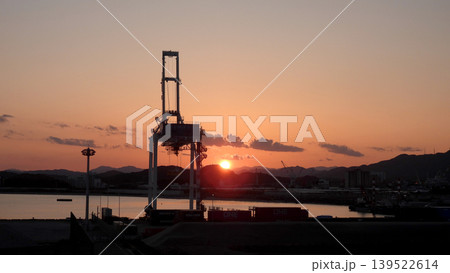 港湾の夕暮れ 港湾の夕暮れ 139522614