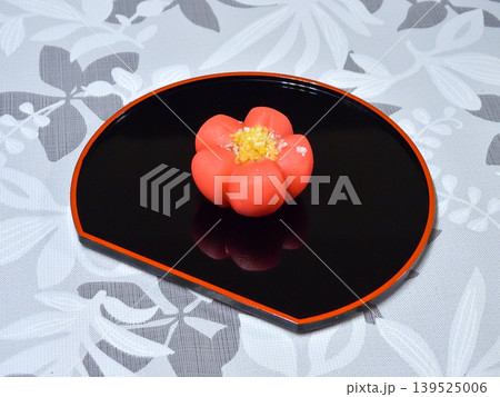 上生菓子(梅花) 上生菓子(梅花) 139525006