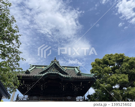 東京の観光スポット 柴又帝釈天の二天門 東京の観光スポット 柴又帝釈天の二天門 139525602
