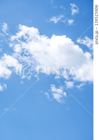 初夏の空 青空 空 晴れ 5月 イメージ 初夏の空 青空 空 晴れ 5月 イメージ 139525906