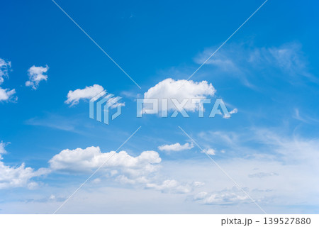 さわやかな青空 《空に浮かぶ雲》 さわやかな青空 《空に浮かぶ雲》 139527880