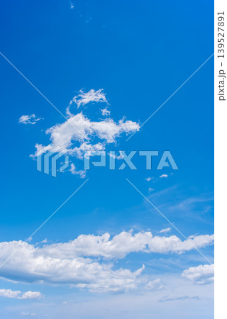 さわやかな青空 《空に浮かぶ雲》 さわやかな青空 《空に浮かぶ雲》 139527891