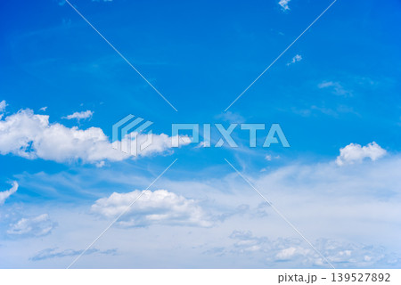 さわやかな青空 《空に浮かぶ雲》 さわやかな青空 《空に浮かぶ雲》 139527892