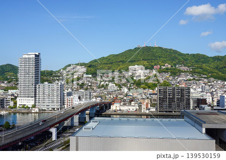 長崎マリオットホテルから長崎港・稲佐山・JR長崎駅などの周辺風景(2026年5月撮影) 長崎マリオットホテルから長崎港・稲佐山・JR長崎駅などの周辺風景(2026年5月撮影) 139530159
