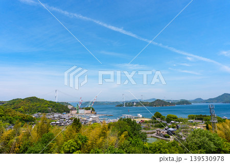 来島海峡SA展望テラスから望む来島海峡大橋と瀬戸内海の絶景 愛媛県今治市 139530978