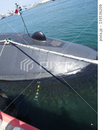 停泊する潜水艦 停泊する潜水艦 139536209
