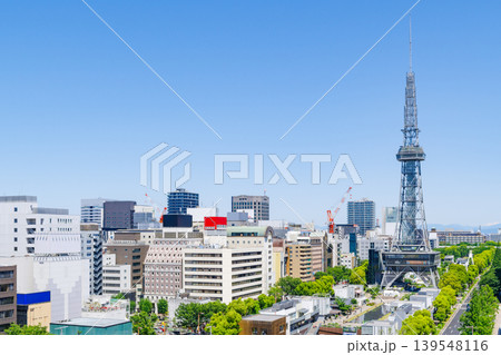 屋上広場からみた快晴の名古屋市都市景観（名古屋市中区栄） 139548116