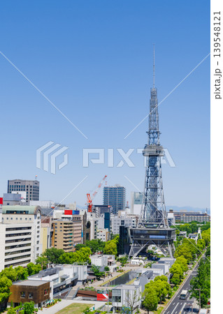 屋上広場からみた快晴の名古屋市都市景観(名古屋市中区栄) 屋上広場からみた快晴の名古屋市都市景観(名古屋市中区栄) 139548121