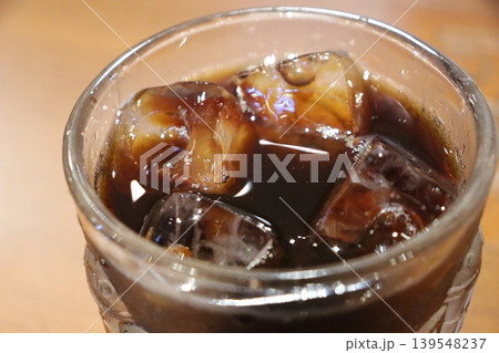 アイスコーヒー コールド コーヒー 喫茶店 カフェ 焙煎 氷 夏 熱中症 ひんやり 純喫茶 グラス アイスコーヒー コールド コーヒー 喫茶店 カフェ 焙煎 氷 夏 熱中症 ひんやり 純喫茶 グラス 139548237