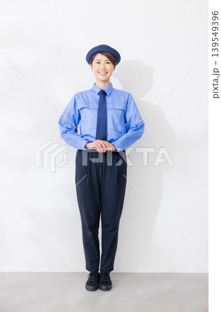 女性警備員イメージ 女性警備員イメージ 139549396