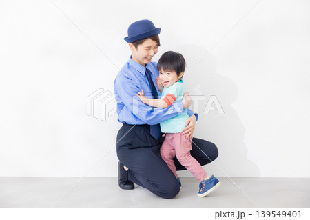 女性警備員イメージ 女性警備員イメージ 139549401