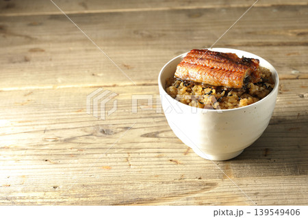 ミニ鰻丼の単品撮影 ミニ鰻丼の単品撮影 139549406