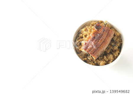 ミニ鰻丼を白背景で単品撮影 139549682