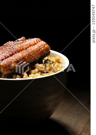 ミニ鰻丼の単品撮影 ミニ鰻丼の単品撮影 139549747