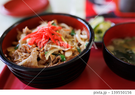 新郷村にある食堂の焼肉丼(青森県) 新郷村にある食堂の焼肉丼(青森県) 139550156